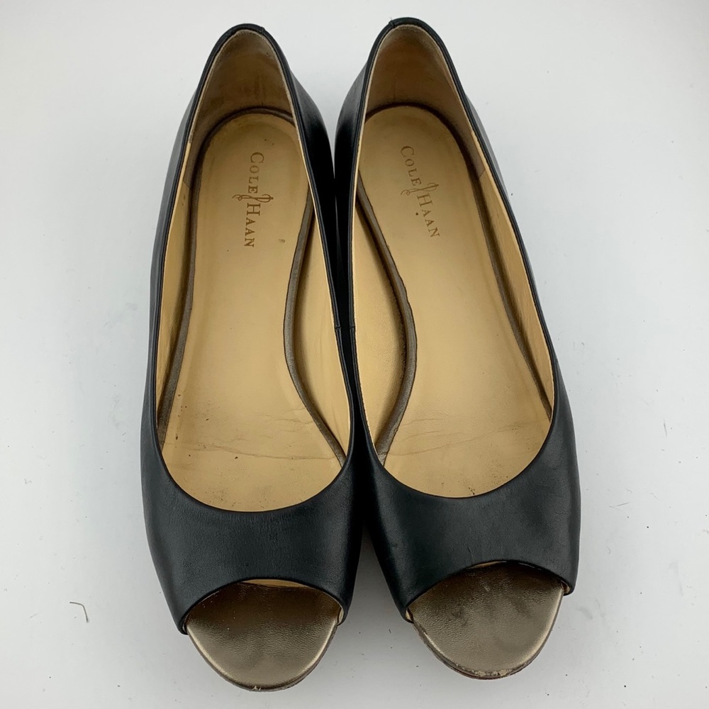 Cole haan flats size 8 B